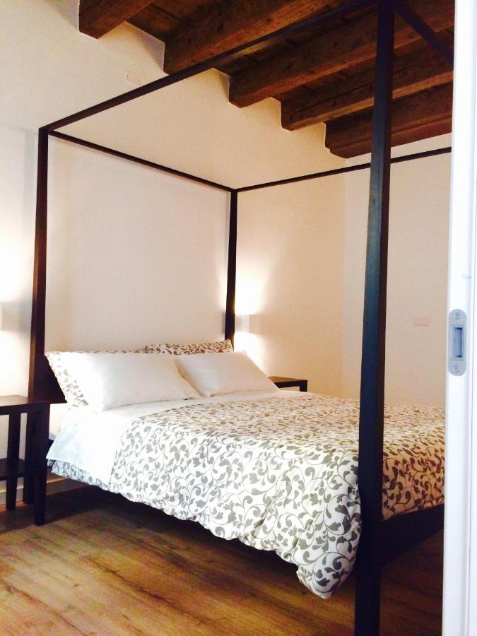Moira Rooms Bergamo Buitenkant foto