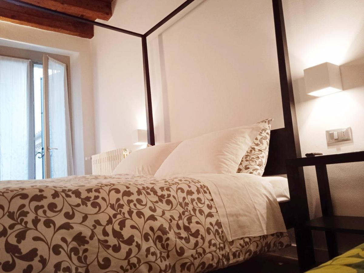 Moira Rooms Bergamo Buitenkant foto